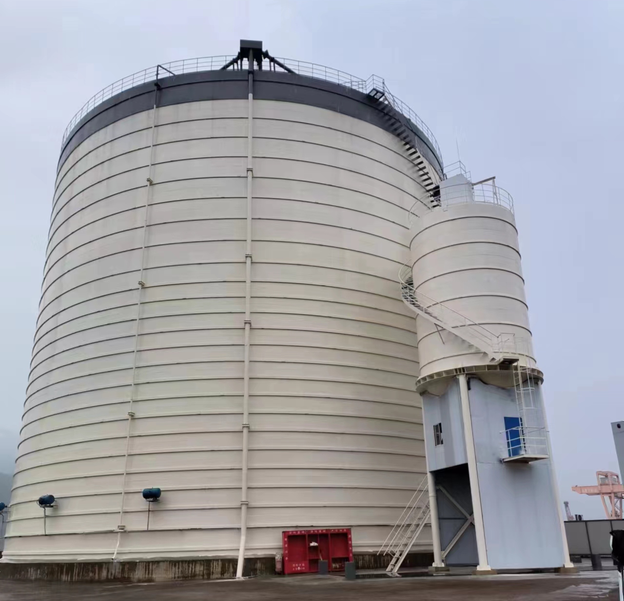 洛南10万吨水泥钢板库